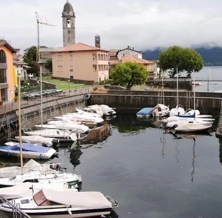 Vignola Sleeps 8 Appartamento Cremia